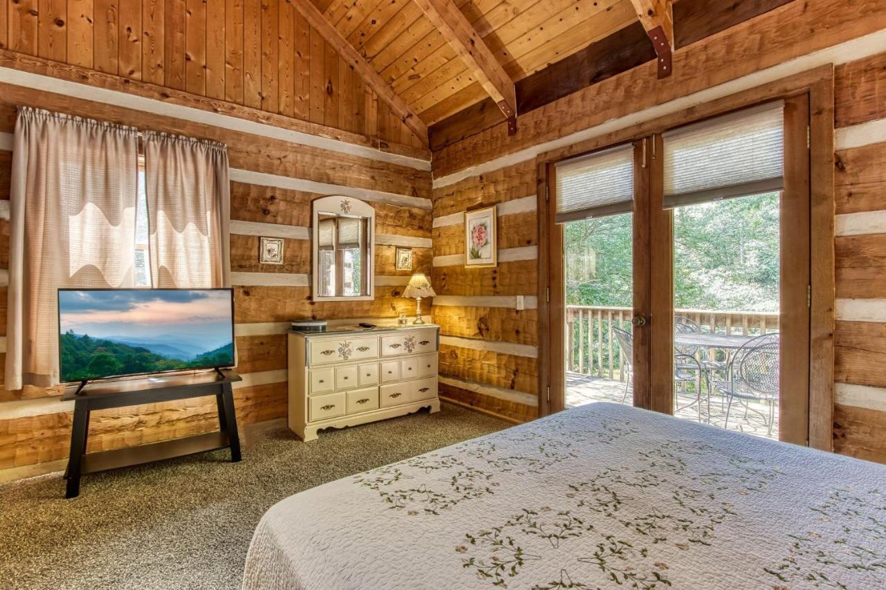 Valhalla - Private Rustic Getaway Cabin Villa Sevierville Exterior foto