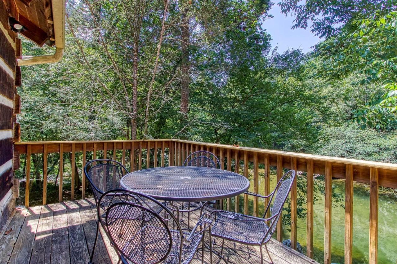 Valhalla - Private Rustic Getaway Cabin Villa Sevierville Exterior foto